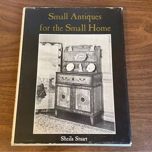 Vintage Antiques Guide by Sheila Stuart